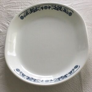 Classic White and Blue Dinnerware Plate by Corelle